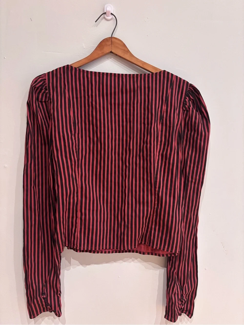 Free People Women's Red Striped U-Neck Long Sleeve Blouse Top Size L